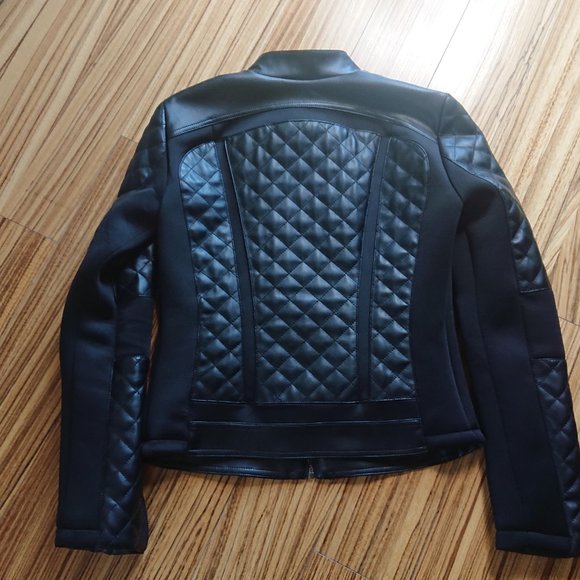 [EUC] BERNARDO Faux Leather Quilted Moto Jacket (Like New) - Picture 6 of 7